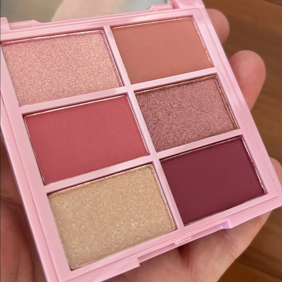 NEW makeup bundle - Picture 6 of 8